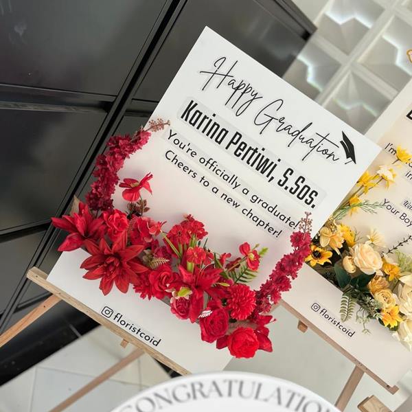 jual sewa flower box happy graduation karina pertiwi S.Sos rectangle sidoarjo surabaya