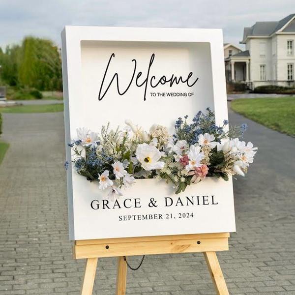 jual sewa flower box welcome to the wedding of grace & daniel frame sidoarjo surabaya